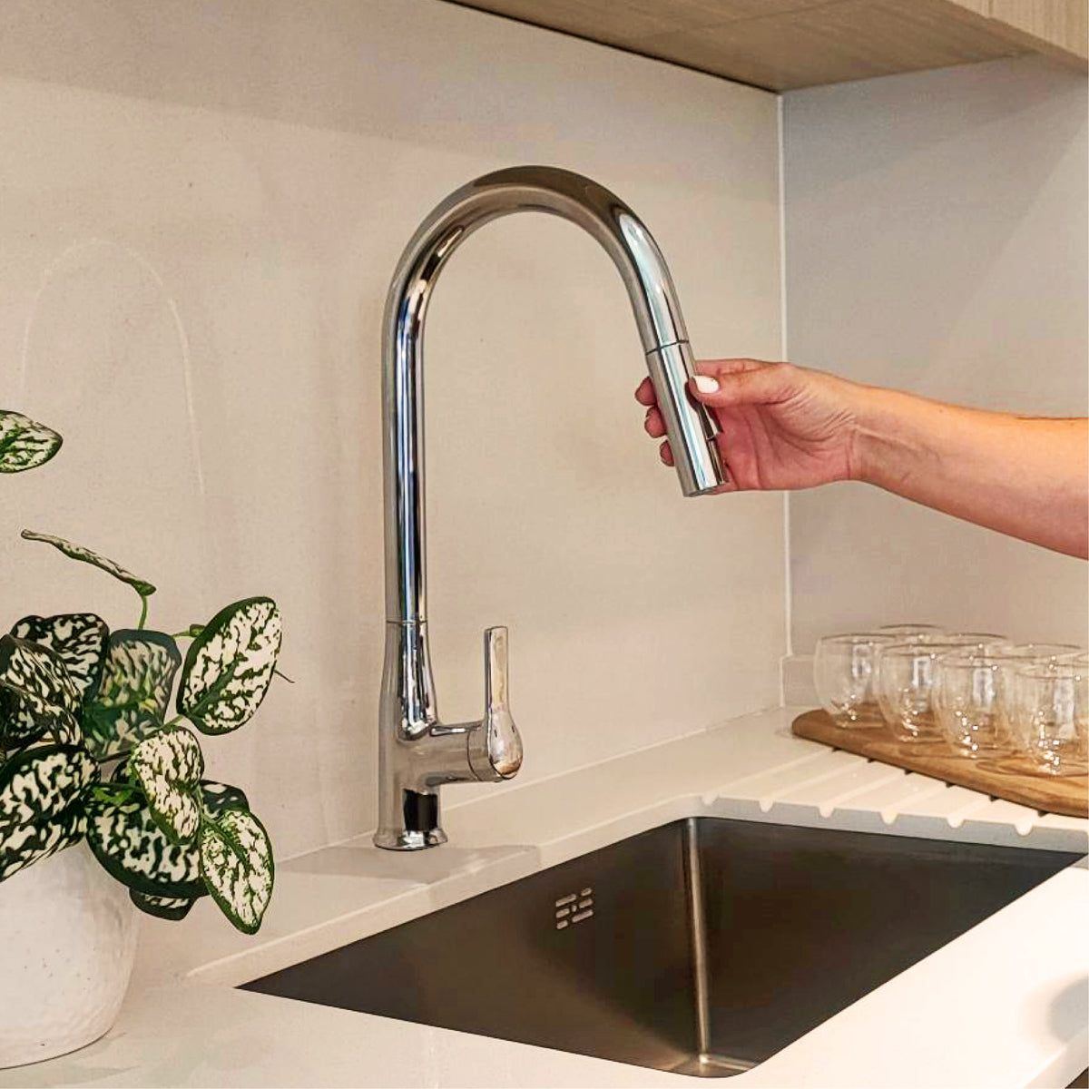 Monomando Lavaplatos Extraíble Trivento Cromo